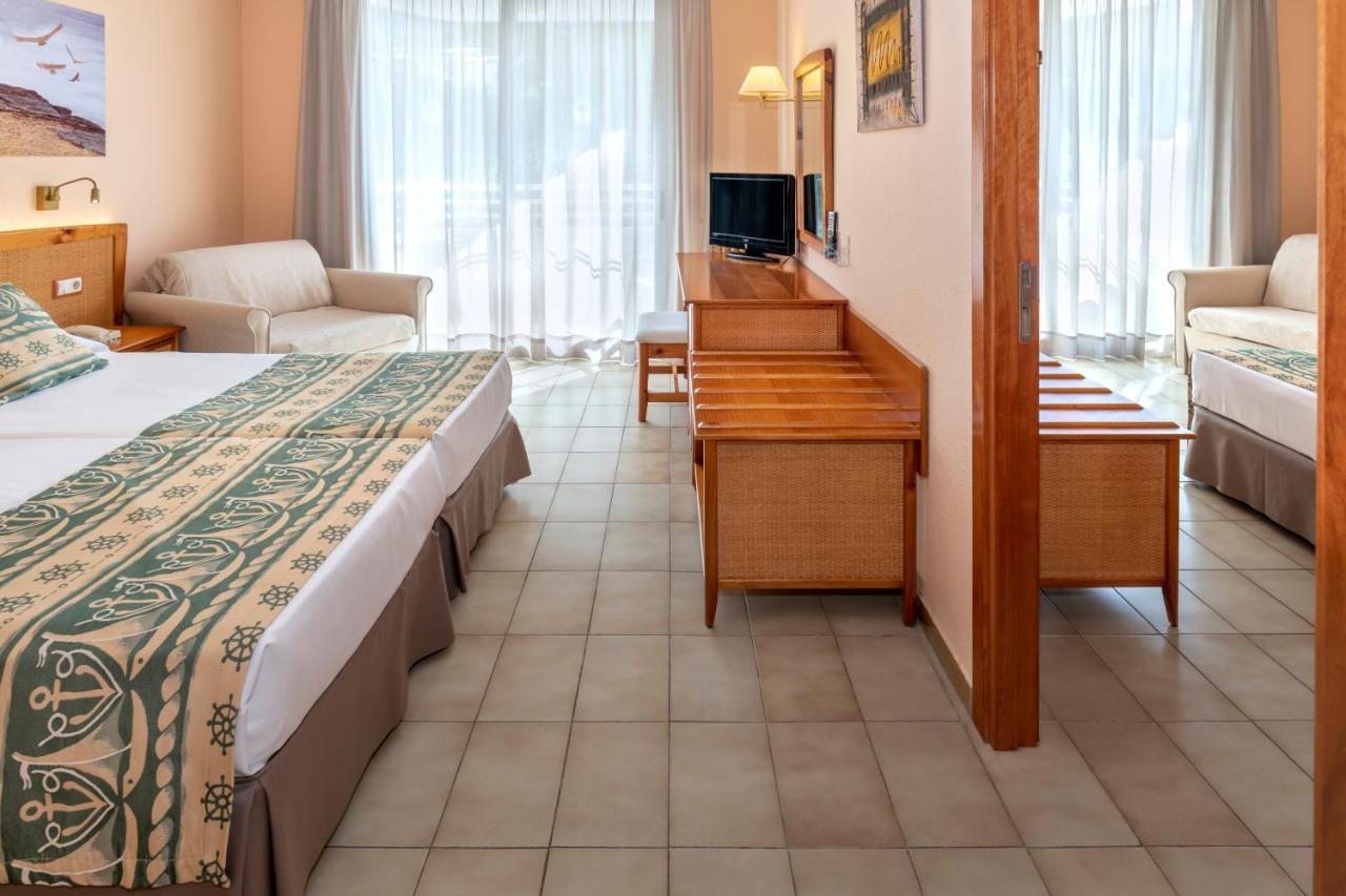Ght Oasis Tossa & Spa Tossa de Mar Exterior photo