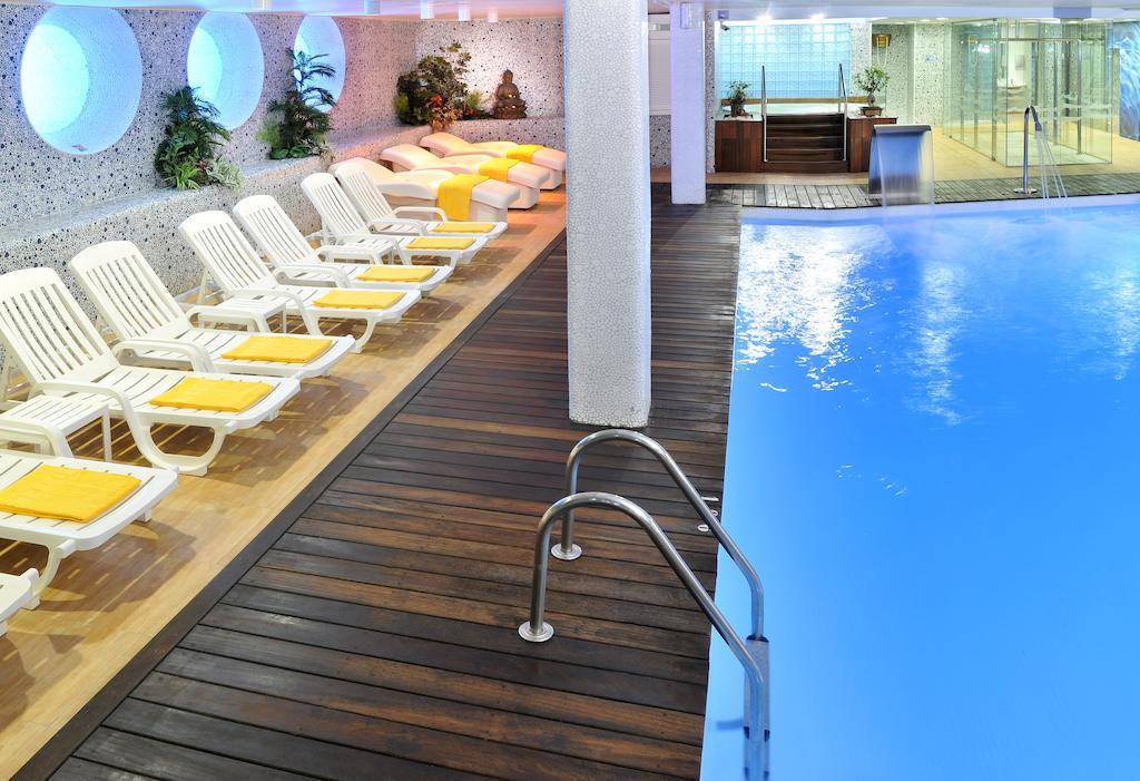 Ght Oasis Tossa & Spa Tossa de Mar Exterior photo
